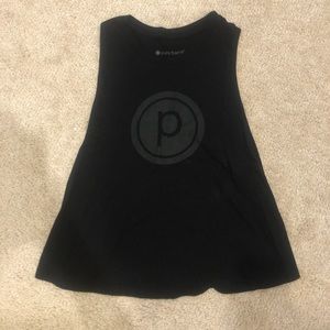 Pure Barre Circle P crop tank top!